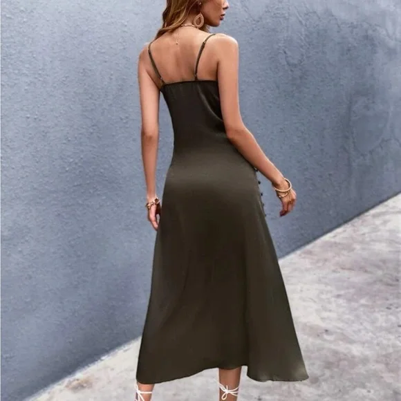 Dress - Picture 3 of 11